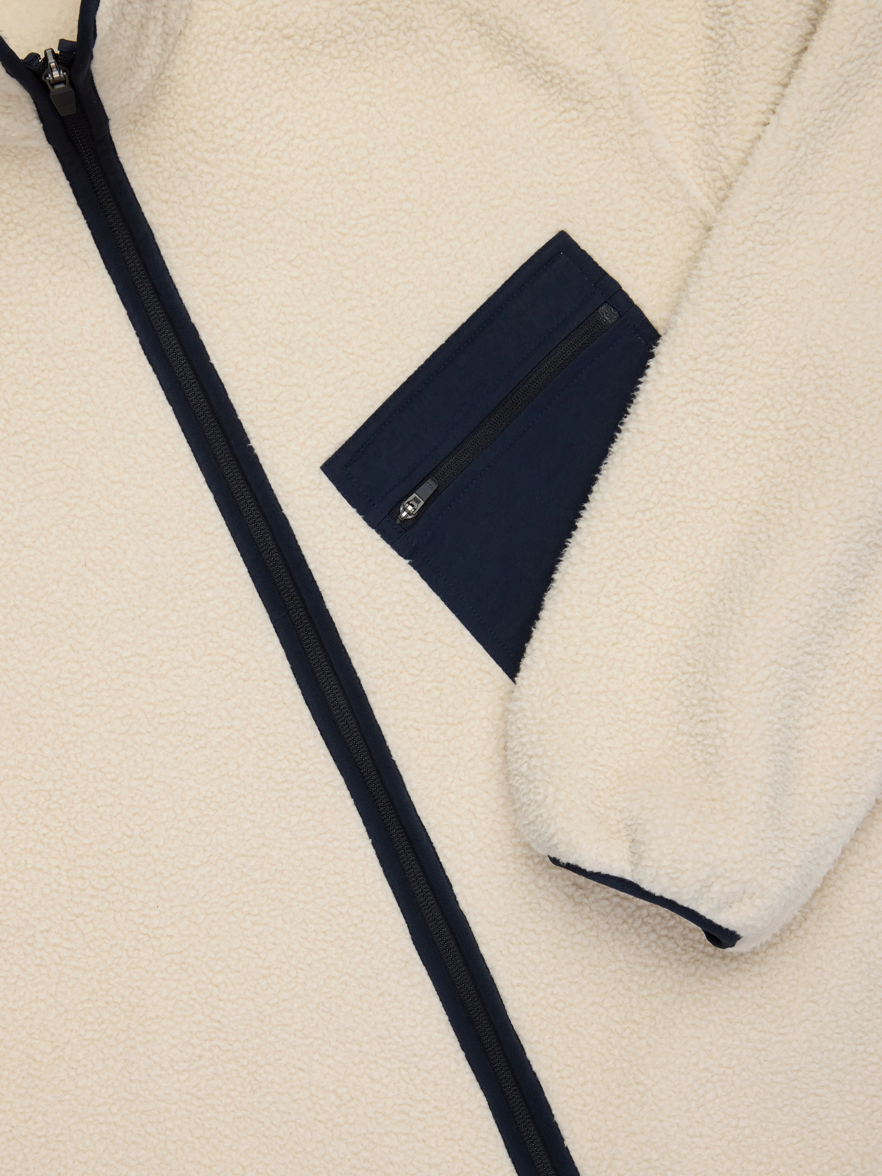 Summit Fleece ~ Ecru/Midnight - Image 5