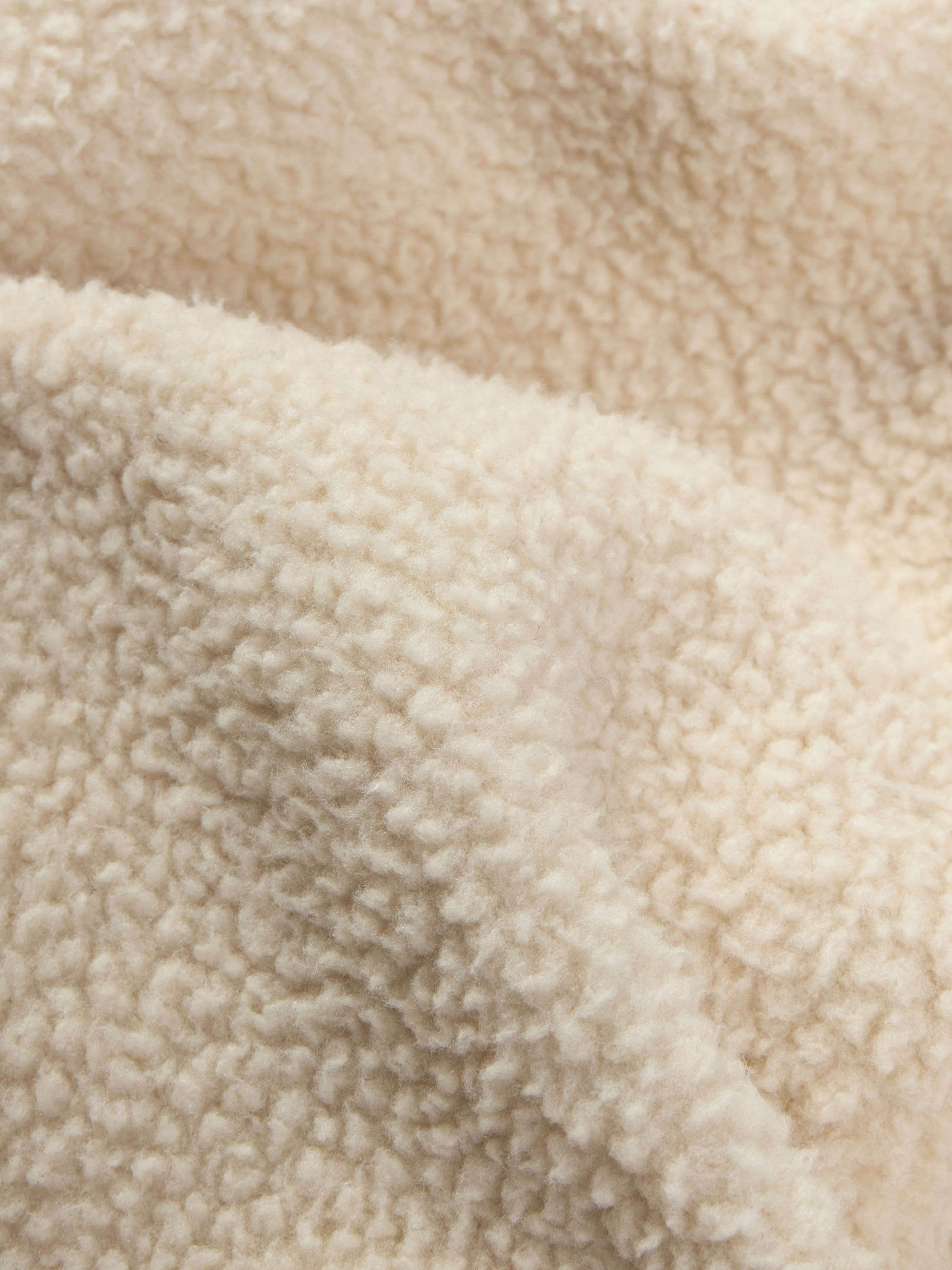 Summit Fleece ~ Ecru/Midnight - Image 6